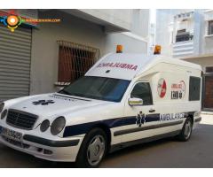 ambulance mercedes E220