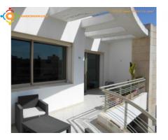 Préstigieux appartement avec terrasse en location à rabat hay riad