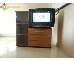 meuble avec TV LG