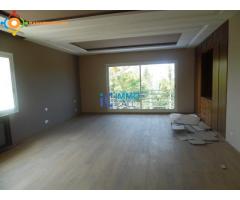 Villa neuf de haut standing de 1000m² en location à Souissi