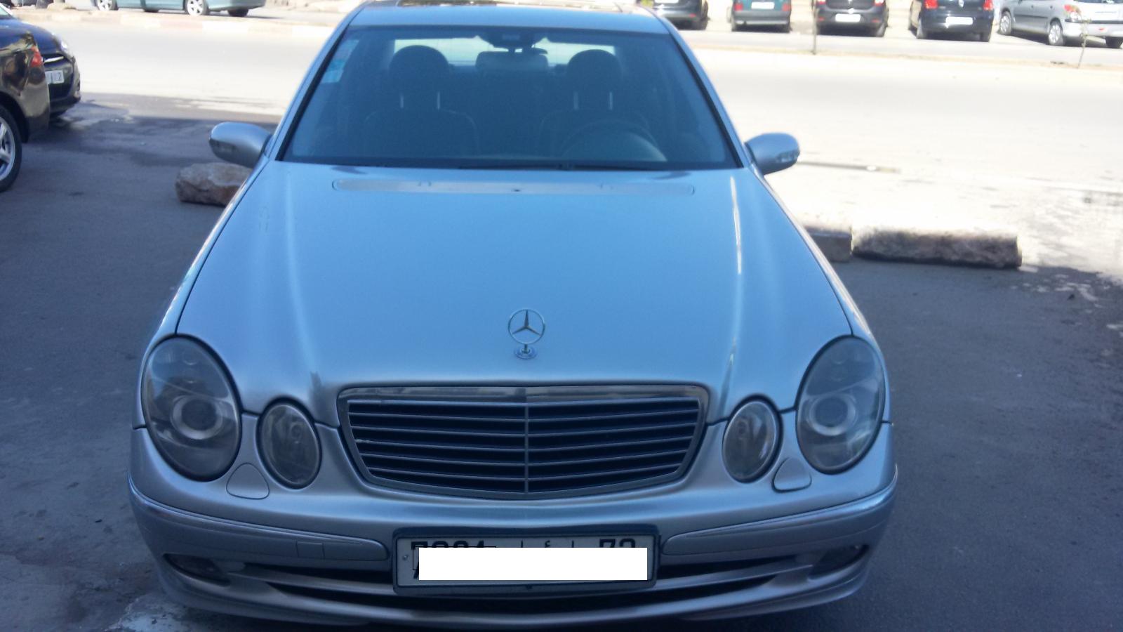 MERCEDES 280 ESSENCE 2002