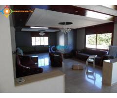 Villa de 1200m² en location à Souissi