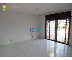 Villa de 1300m² en location à Bir kacem-Souissi