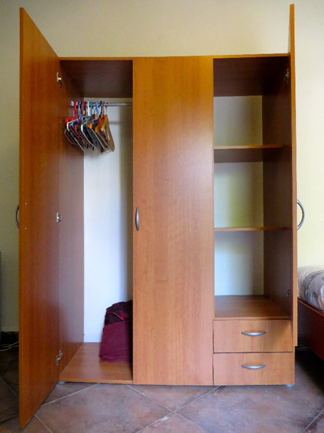 Armoire