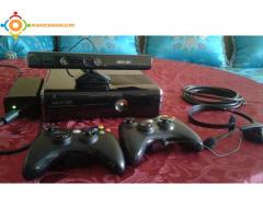 xbox 360 slim with kineckt 250GB speciale édition