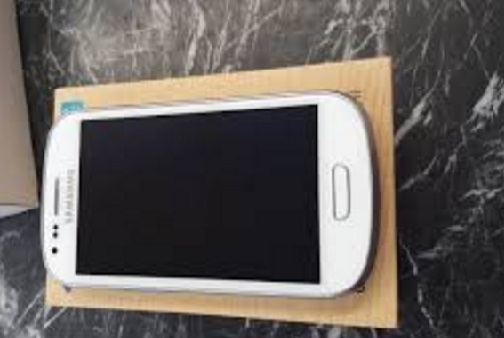 samsung s3 mini blanc n9iya