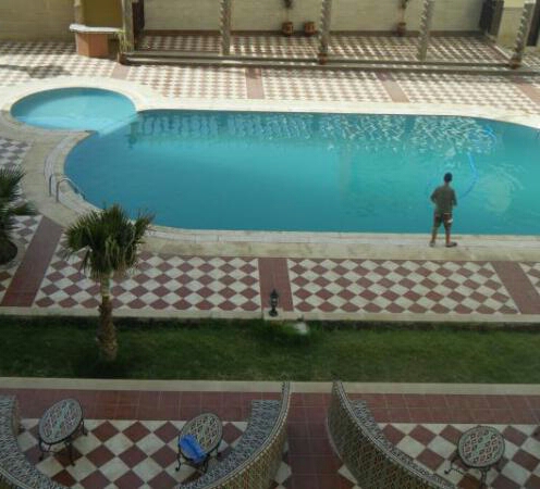 Appartement à louer avec piscine près de corniche