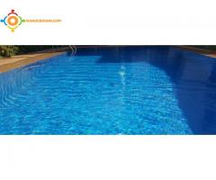 PISCINE ET GARDE POUR ENFANT DE 4 ANS A 16 ANS