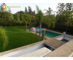 Luxe villa de 2000 m² en location à Souissi