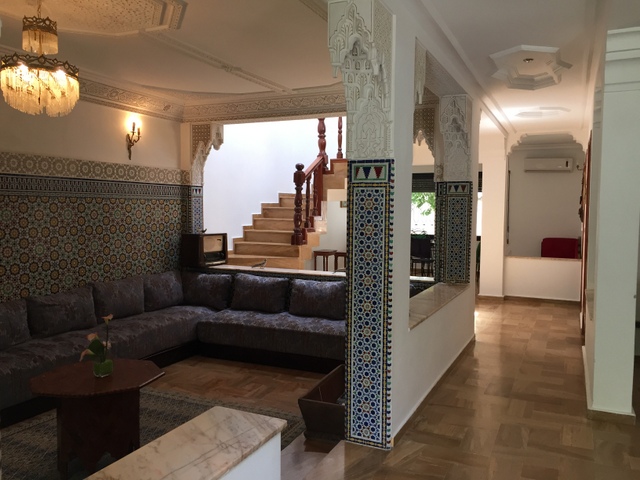 villa de haute gamme pour location de vacance FES MAROC