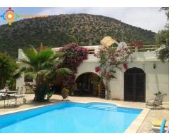 Magnifique villa Agadir avec piscine et jardin