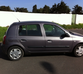 renault clio model 2003