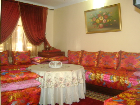 joli appartement meublé sur FES