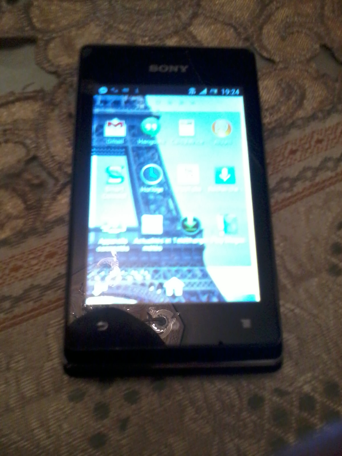 sony xperia E