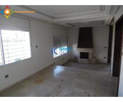 Villa de 400 m² en location à Hay riad