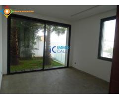 Villa de 450 m² en location à Hassan-Rabat