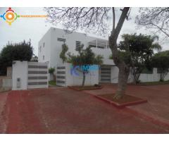 Villa de 800 m² en location à Hay riad-Rabat