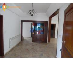 Villa de 800 m² en location à Hay riad-Rabat