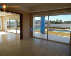 Villa vide de 1000 m² en location à Bir kacem-Souissi