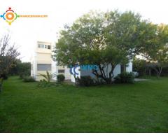 Villa de 1000 m² en location à OLM-Souissi