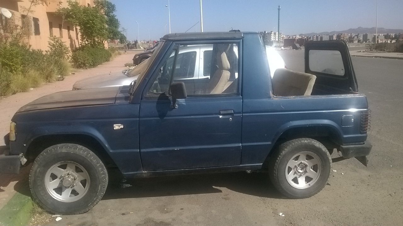 4x4 decapotablle 2 portes .pajero 88.