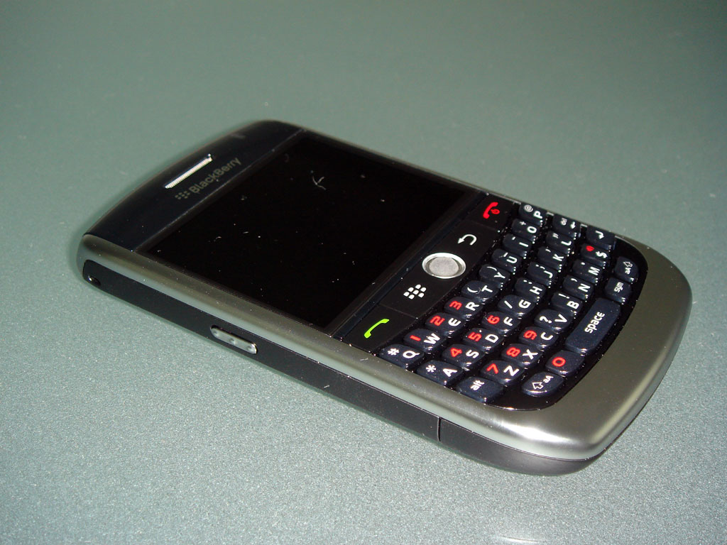 BlackBerry  8900