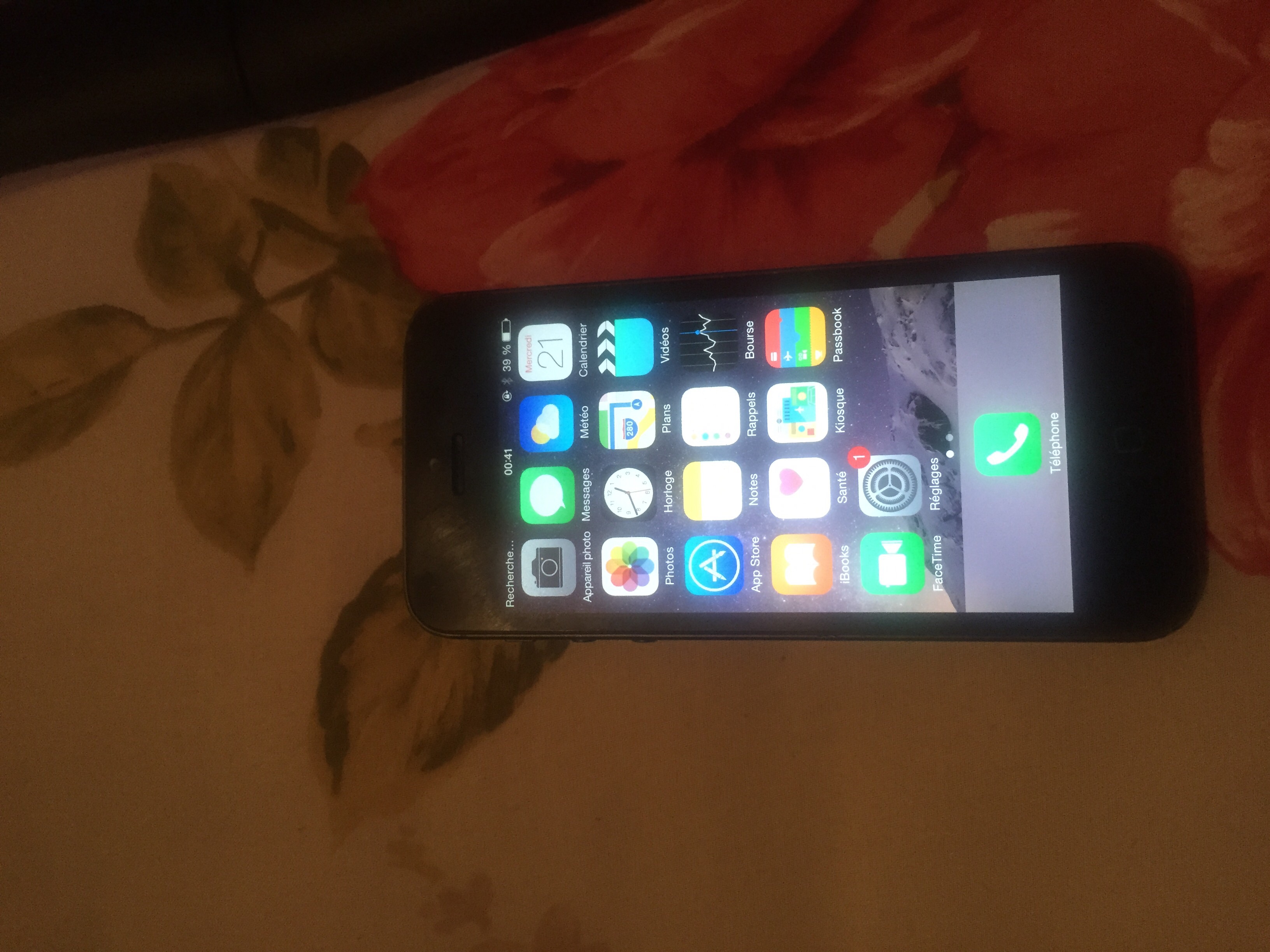 Iphone 5. 16GB