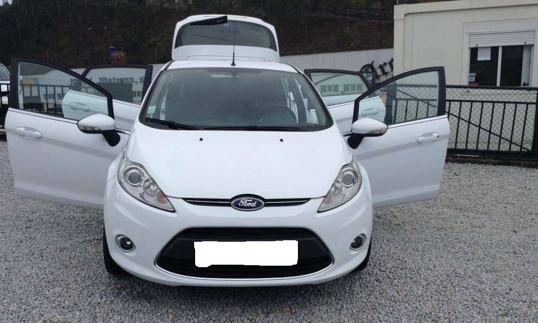 Ford Fiesta 1.6 TDCI TITANIUM - 11