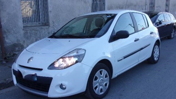 RENAULT CLIO