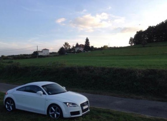 AUDI TT