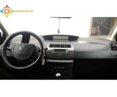 Citroen C4 essence