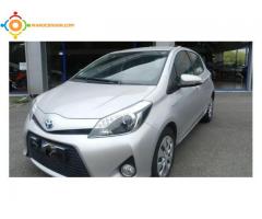 Toyota Yaris HYBRIDE 100H DYNAMIC 80000 DH