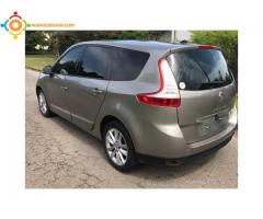 Magnifique renault scenic 7places 1l6dci 130cv