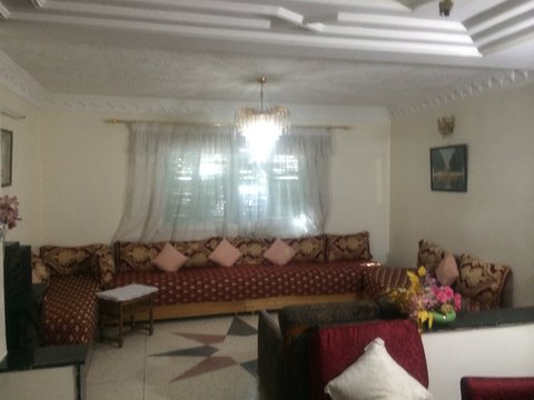 joli appartement meublé sur FES