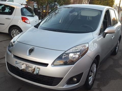 Renault Scenic 1.5 dCi eco2 106 cv bv6 7 places 40000 DH