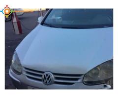 Vw golf 5 essence 85000 DH